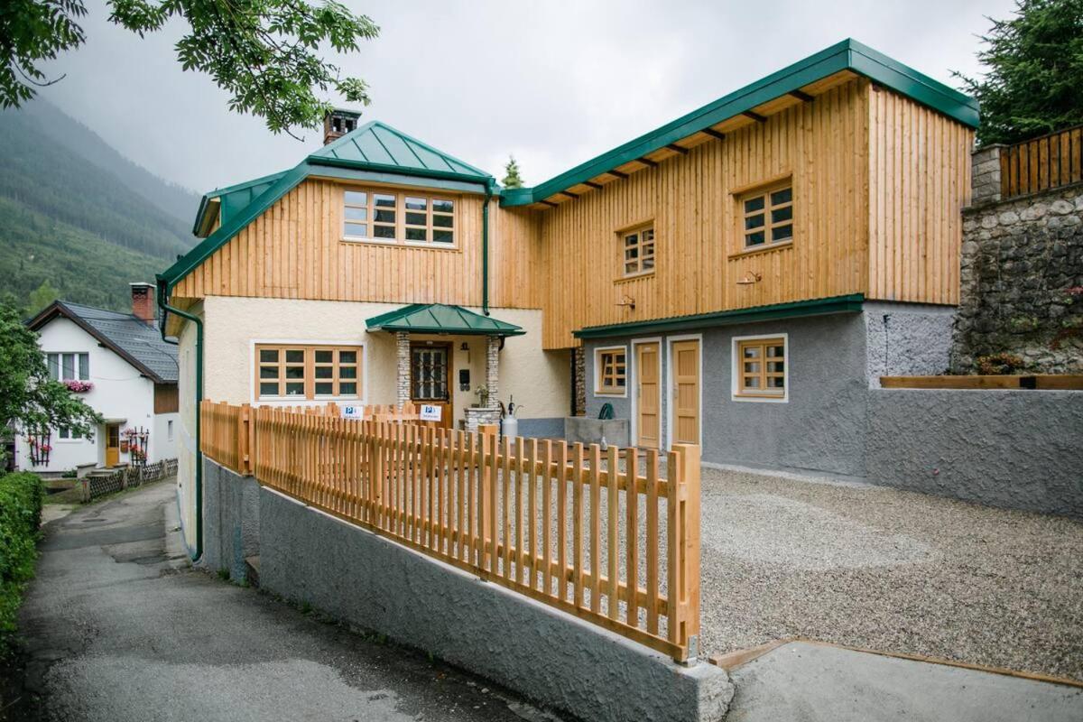 Apartment Aussee- Beletage Salzherrenhof- Kueche, Wlan, Netflix Bad Aussee Exterior photo